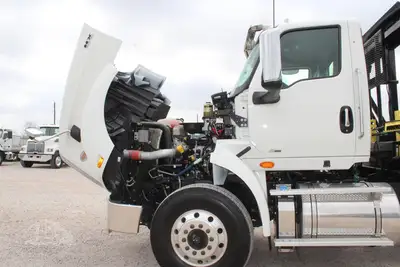 New | in-Stock 2026 INTERNATIONAL HX Rolloff Trucks Texas US | Roll Off Truck World #1491797