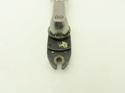 Stanley F30L136-20 Pneumatic Crowfoot Nutrunner 1/2" Right Angle Nut Driver