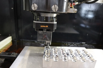 USED 2018 MAKINO EDAF3