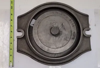 SWIVEL BASE FOR MACHINE TOOL VISE