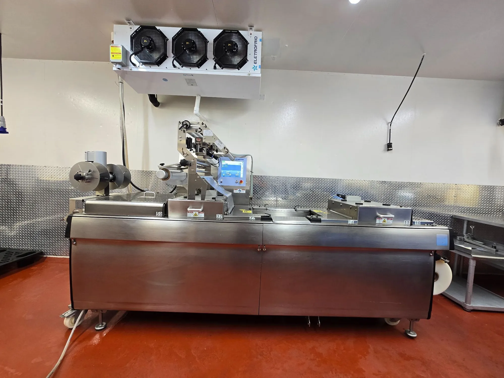 USED 2014 MULTIVAC R085