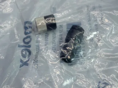 NEW MOLEX 1200910001