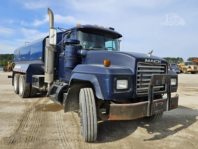 Used 1997 MACK RD690S Water Trucks North Carolina US | Southeastern Equipment Corp #1467791