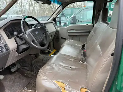 USED 2008 FORD F550