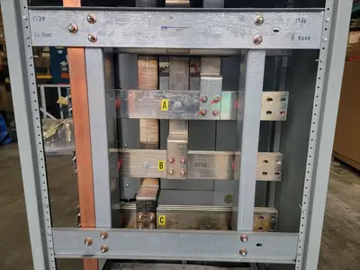 Used SQUARE D NW32H1 Switchgears British Columbia CA | Lenmark #409116