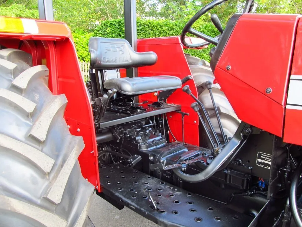 Used MASSEY FERGUSON massey ferguson 390 Agricultural Tractors Texas US | Meds Man #1420618