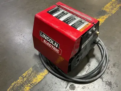 Used LINCOLN ELECTRIC LF74 Wire Feed Welders Ohio US | HGR 24 #1300958