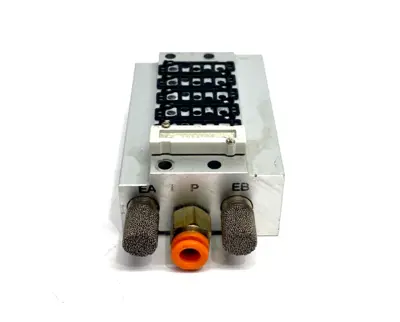 SS5Y3-41-06-M5 | SMC  4/5-Port Pneumatic Solenoid Valve Manifold Base, 6-Station - Used