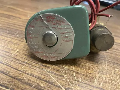 New | in-Stock ASCO 8300D68F Solenoid Valves Ohio US | Surplus Asset Holdings #1337546