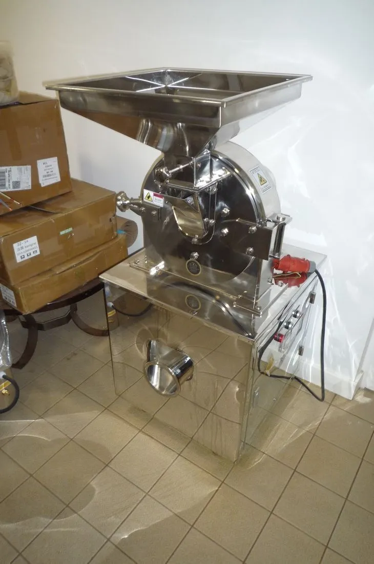 USED JIANGYIN WF-30B GRINDER