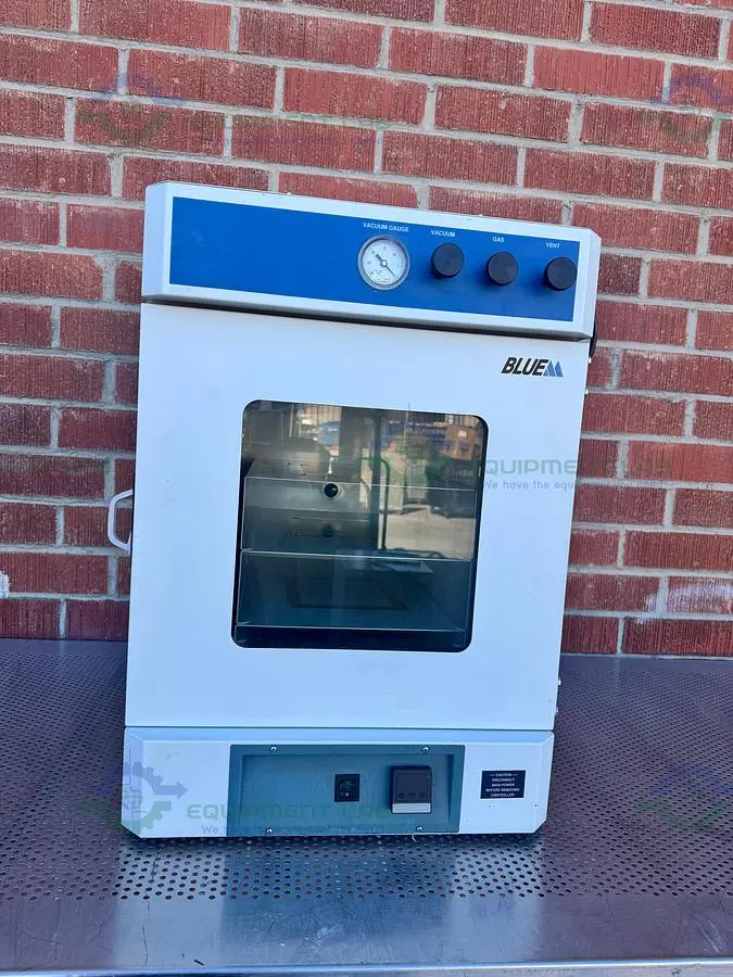 USED LINDBERG / BLUE M VO1218A VACUUM OVEN 6° TO 260°C, 1.5 CU. FT.