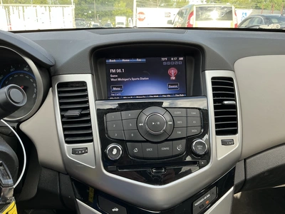 USED 2015 CHEVROLET CRUZE