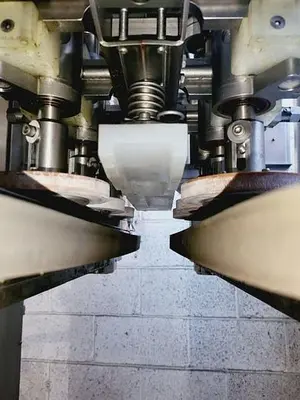 USED PACK WEST MACHINERY AUTO 120 TORQUER