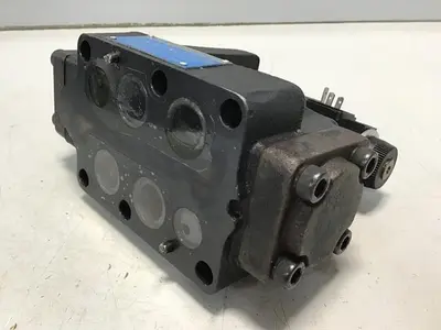 USED VICKERS DG4V3S6CMUHL760EN490