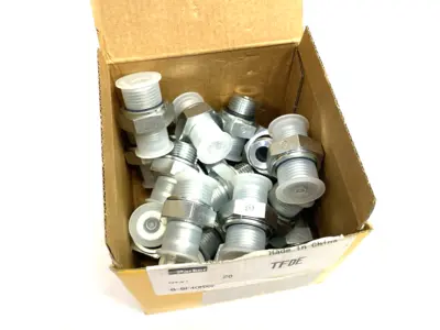 USED PARKER TRIPLE-LOK® 37° FLARE JIC TUBE FITTING STRAIGHT