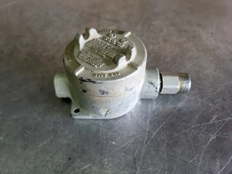 Used CROUSE-HINDS EAJT36 Cable & Wire British Columbia CA | Lenmark #251097