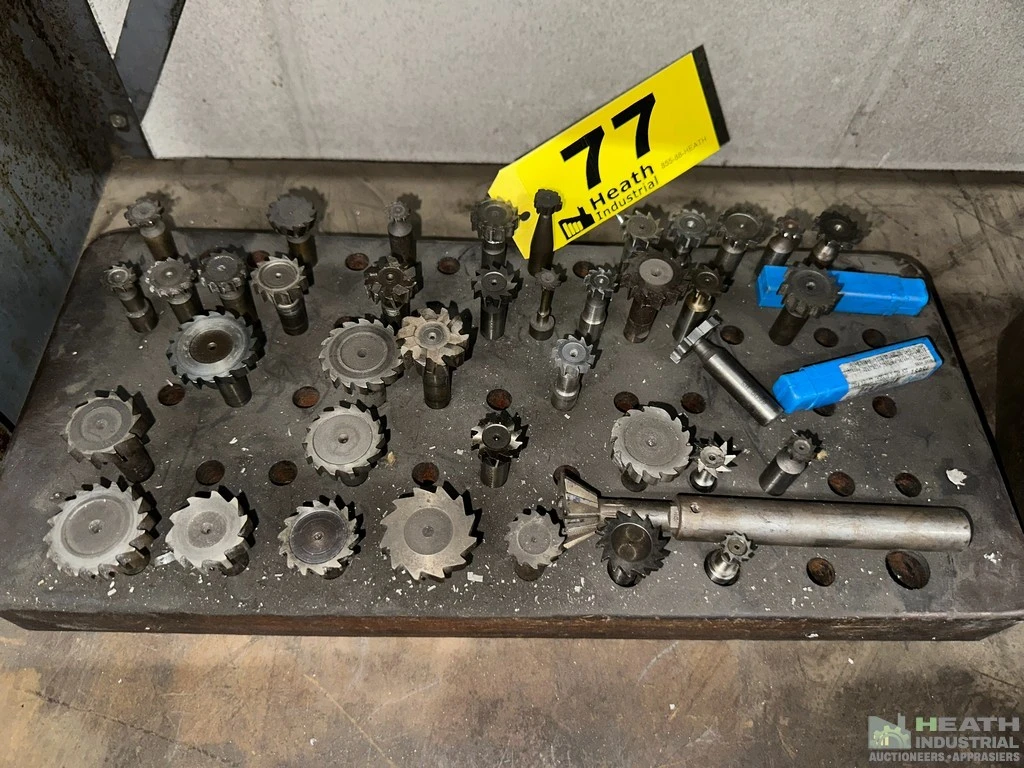 Used _UNKNOWN_ LG QUANTITY OF KEY WAY CUTTERS Slot Milling Cutters Illinois US | Heath Industrial Auction Services #1419891