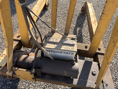 Used 500LB ENGINE LIFT Automotive Lifters Michigan US | Miedema Asset Management Group #1410886