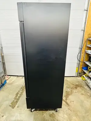 True GDM-49-HC-TSL01 2018 Two Glass Door Refrigerated Merchandiser Refurbished