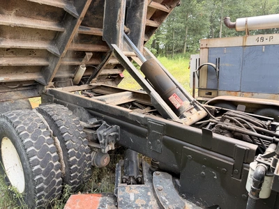 Used 2000 INTERNATIONAL 2554 4X2 Dump trucks Michigan US | Miedema Asset Management Group #1325421