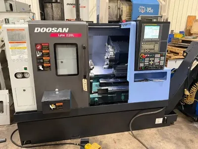 2015 DOOSAN LYNX 220LC CNC Lathes | Midstate Machinery (1)