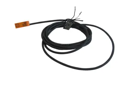 NEW IFM EFECTOR IS-2002-FR0G-IS5026 INDUCTIVE SENSOR IS2002FR0GIS5026