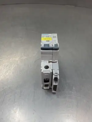 USED Siemens 5SJ4110-7HG40 Circuit Breaker w/5ST301 AS Auxiliary Switch
