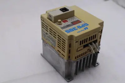 MAGNETEK JDB003 AC DRIVE GPD 305 STOCK #L-765