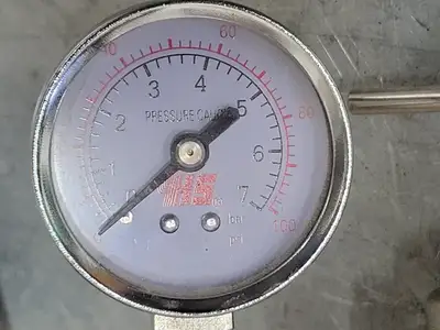 Fuel Pressure Regulator w/ Valve and Gauge