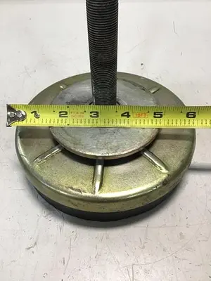 USED METAL FABRICATOR LEVELING PAD