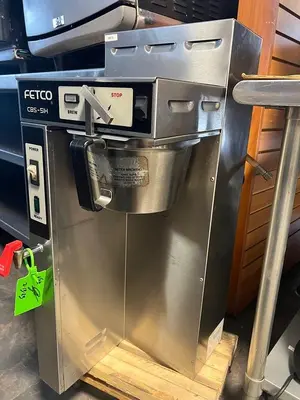 Fetco CBS-51H-15 C51046 Stainless Steel Single Automatic Coffee Brewer - 120/208-240VFetco CBS-51H-15 C51046 Stainless Steel Single Automatic Coffee Brewer - 120/208-240V