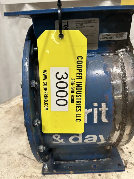 Used _UNKNOWN_ 8AN Dust Collector Accessories West Virginia US | Cooper Industries #1409727