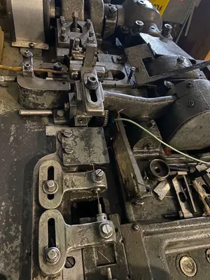 Buendgens Model USS Precision Cutoff Pin Machine