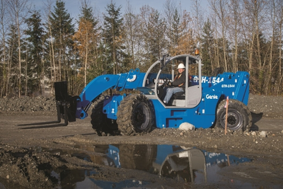USED 2013 Genie GTH-1544