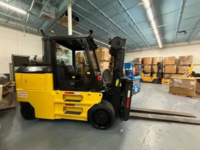 2000 TAYLOR TC300S LIFT TRUCKS | Machinery Network (1)