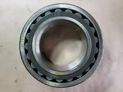 NEW SKF 23124 CC-W33