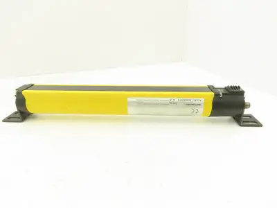 Allen Bradley 440L-T4J0320YD Light Curtain Guardmaster Transmitter Ser A Rev A