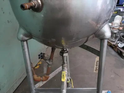 SPC8476  Kettle 30 gallon Groen hemispherical bottom kettle, 100 psi jacket rating, 316 SS