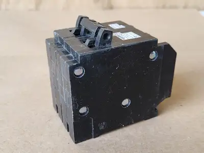 Used SCHNEIDER ELECTRIC CHOMT1515240 Switchgears British Columbia CA | Lenmark #239000