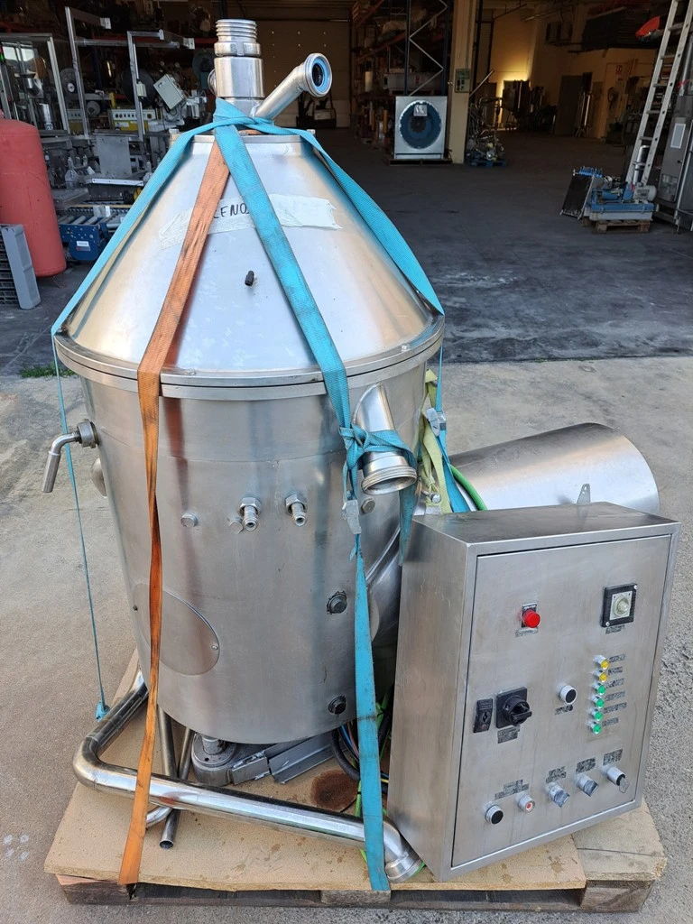 Scremac SAE 23 self-cleaning cream separator, SS.