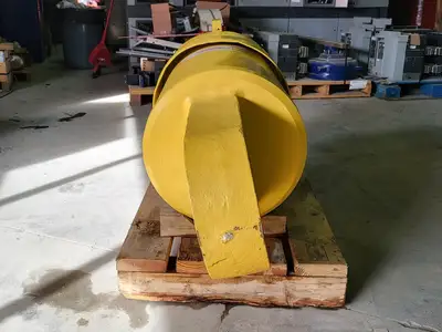 NEW KOMATSU EH9423