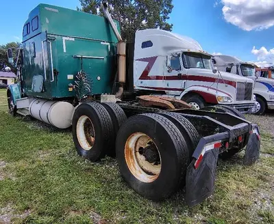 Used 2000 INTERNATIONAL 9900 EAGLE Conventional trucks Ohio US | Proxy Equipment #1385245