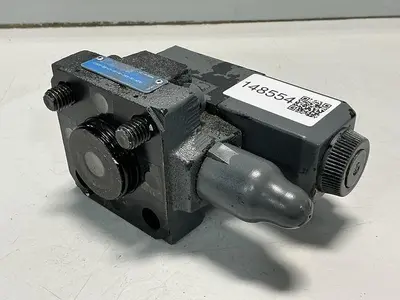 USED VICKERS DG4V-3-2AL-M-U-HL7-60