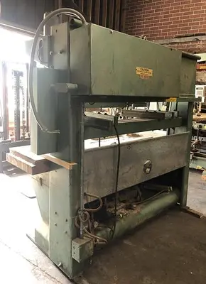 USED CEMCO MULTI-SPINDLE VERTICAL BORING MACHINE