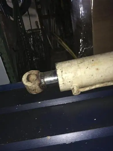 Used ATLAS COPCO CYLINDER FOR T4W MAST RAISING Hydraulic Cylinders Pennsylvania US | East West Machinery & Drilling #1416134