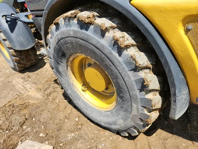 Used 2021 DEERE 304L Wheel Loaders | Abele Tractor #1342910