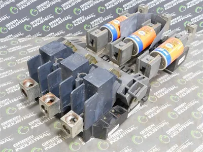 Allen Bradley 1494F-DX400 Fusible Switch Assembly 1494V-FS400 Small Damage Used
