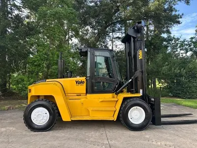 USED 2011 YALE GDP360