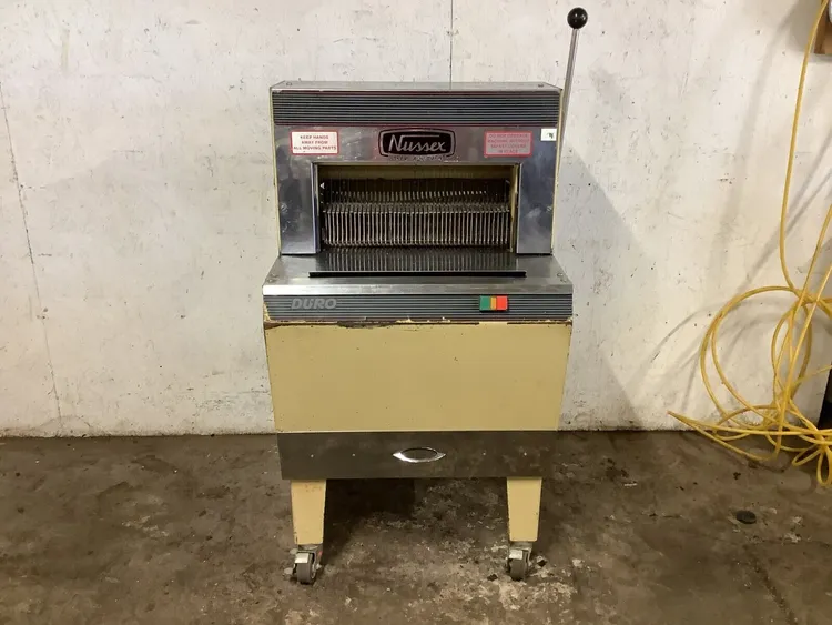 Used _UNKNOWN_ BDN/450 Bread Slicers Michigan US | Grocery Equipment Sales #1069210