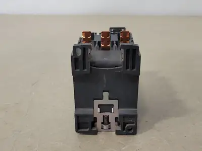 USED SCHNEIDER ELECTRIC LRD365